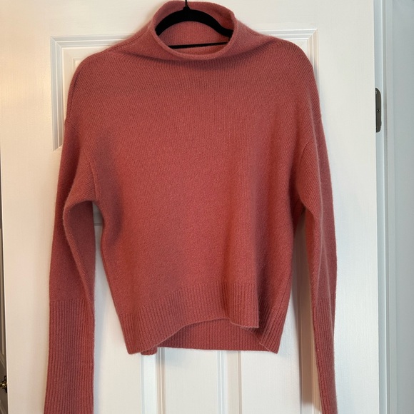 Wilfred 100% cashmere sweater - Picture 1 of 6